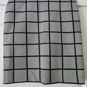Ann Taylor Black & White Pattern Pencil Skirt